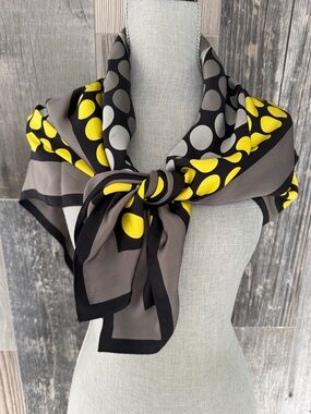 Massimo Dutti 100% Silk Mulberry Scarf